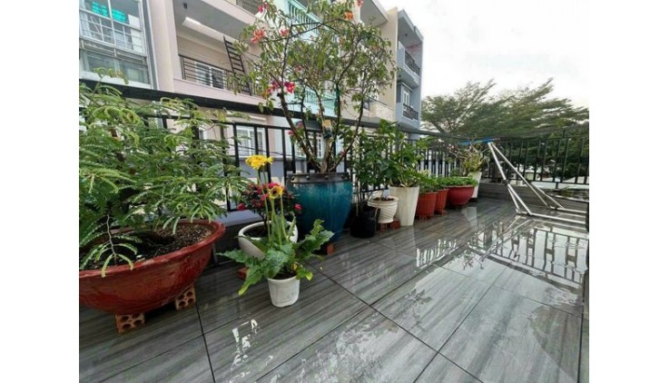 Bán nhà mặt tiền 47 đường số 5 phường Bình Trưng Đông Quận 2 _ đường ô tô thông ngang 8.64m Nhà đẹp 1 trệt 1 lầu  3pn 2wc sân thượng